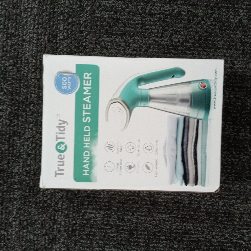 Hand held steamer BRAND NEW